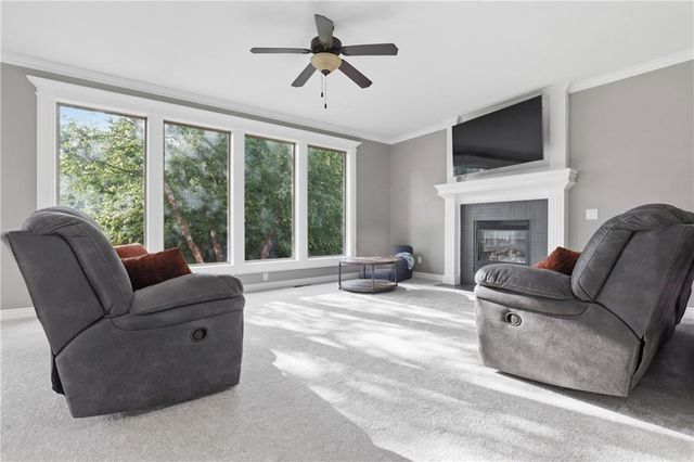 1502 Cross Creek Drive, Raymore, MO 64083
