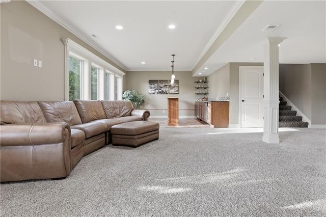 1502 Cross Creek Drive, Raymore, MO 64083