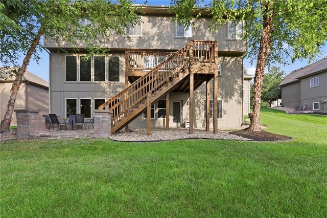 1502 Cross Creek Drive, Raymore, MO 64083