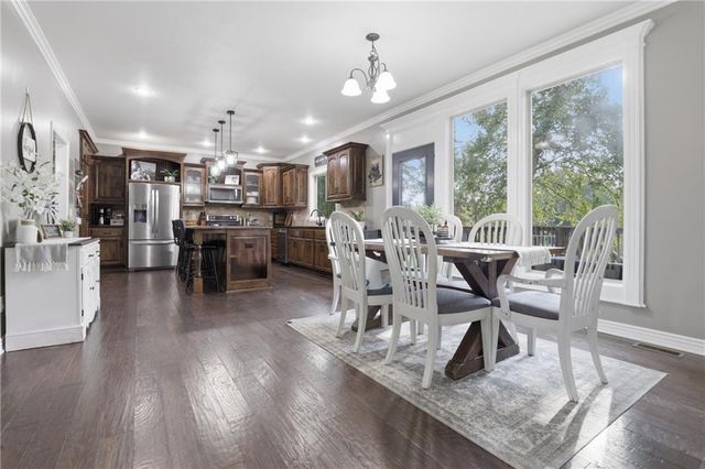 1502 Cross Creek Drive, Raymore, MO 64083