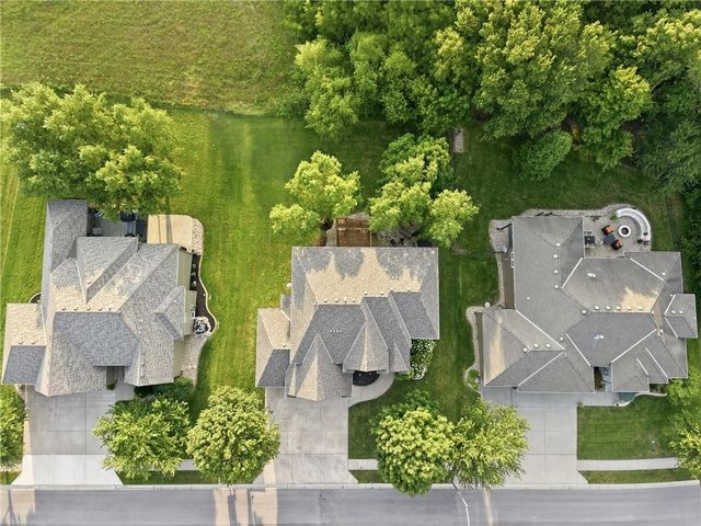 1502 Cross Creek Drive, Raymore, MO 64083