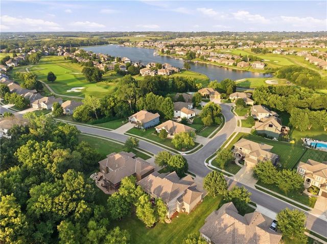 1502 Cross Creek Drive, Raymore, MO 64083