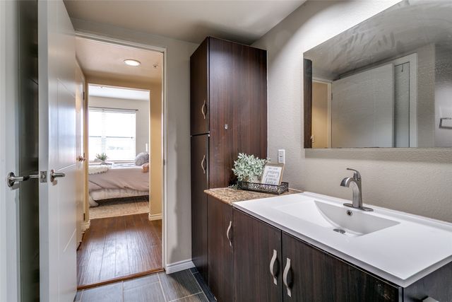 1100 W Trinity Mills Road 3005, Carrollton, TX 75006