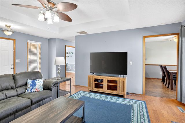 3669 S Ridgecrest Avenue, Springfield, MO 65807