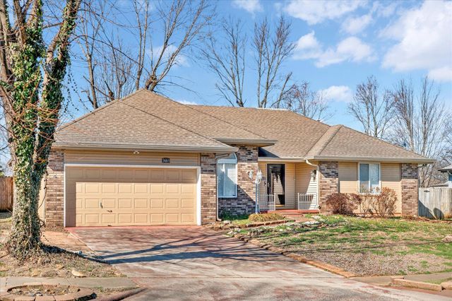 3669 S Ridgecrest Avenue, Springfield, MO 65807