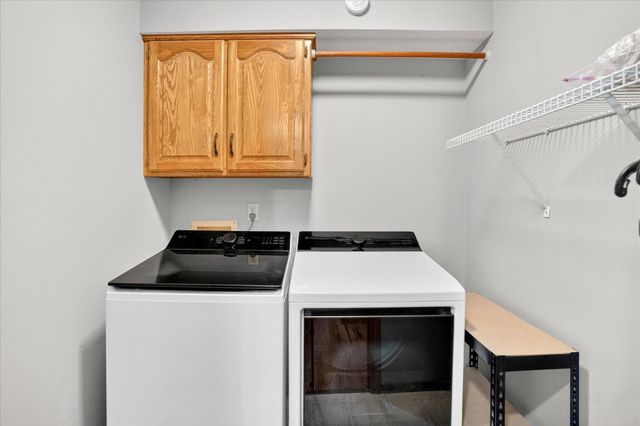 3669 S Ridgecrest Avenue, Springfield, MO 65807