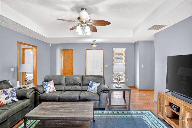 3669 S Ridgecrest Avenue, Springfield, MO 65807