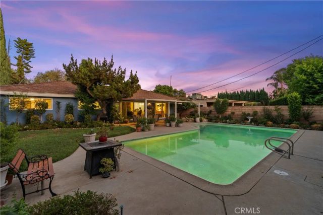 8941 Gloria Avenue, North Hills, CA 91343