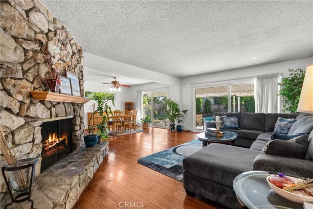 8941 Gloria Avenue, North Hills, CA 91343