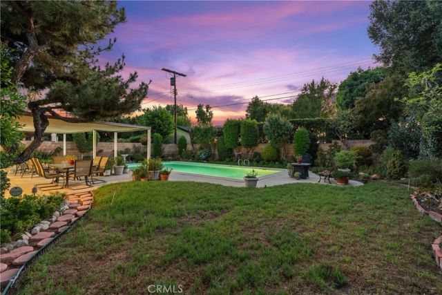 8941 Gloria Avenue, North Hills, CA 91343