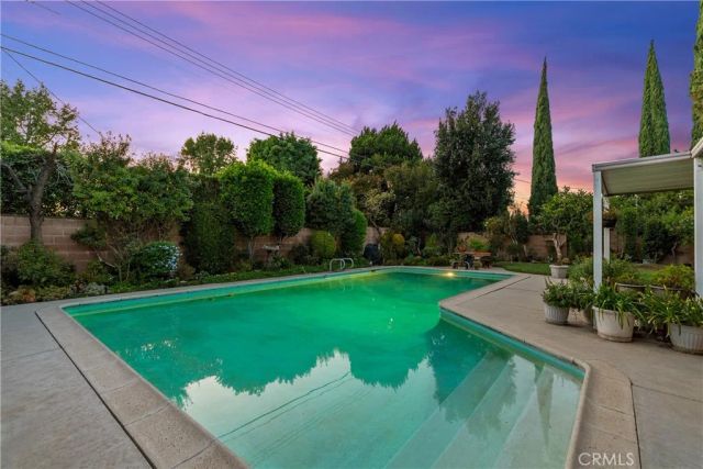8941 Gloria Avenue, North Hills, CA 91343