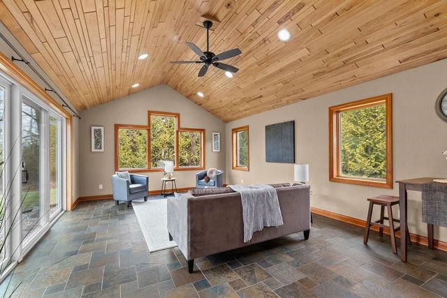 N3573 COUNTY RD A, Black Creek, WI 54106