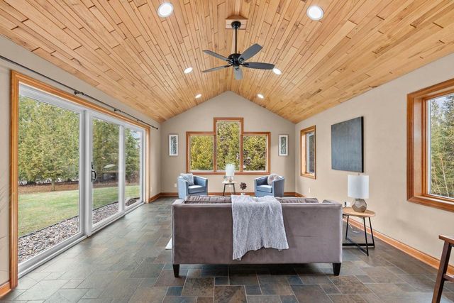 N3573 COUNTY RD A, Black Creek, WI 54106