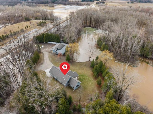 N3573 COUNTY RD A, Black Creek, WI 54106