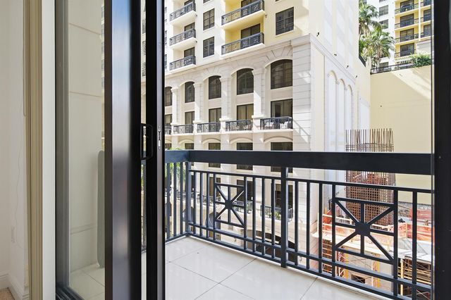 701 S Olive Avenue 304, West Palm Beach, FL 33401