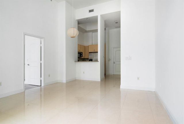 701 S Olive Avenue 304, West Palm Beach, FL 33401