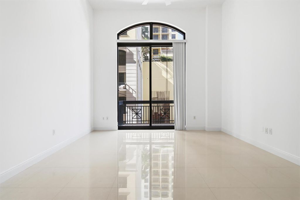 701 S Olive Avenue 304, West Palm Beach, FL 33401