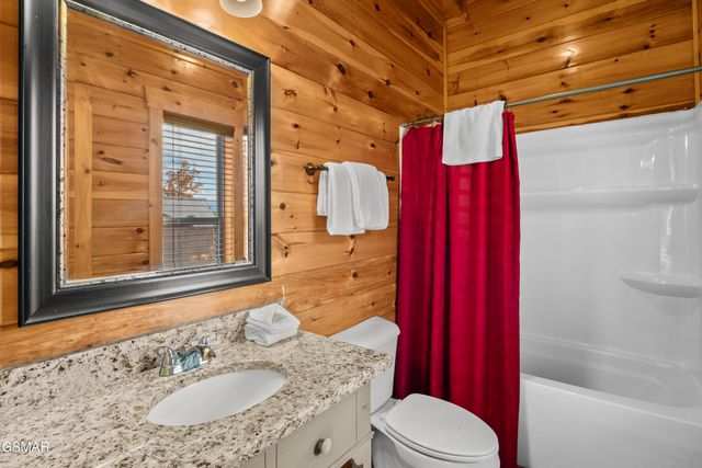 1964 Blackthorn Trail, Sevierville, TN 37876