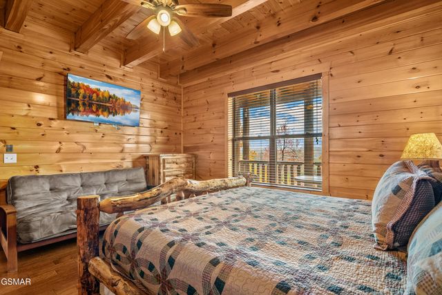 1964 Blackthorn Trail, Sevierville, TN 37876