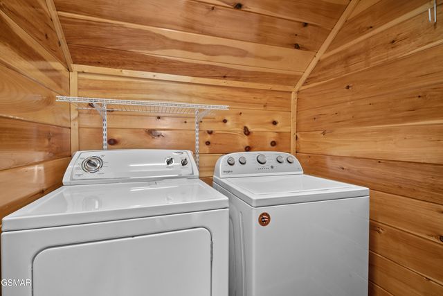 1964 Blackthorn Trail, Sevierville, TN 37876