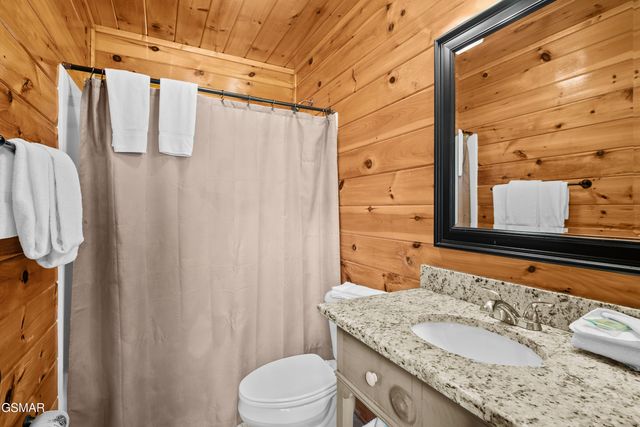 1964 Blackthorn Trail, Sevierville, TN 37876