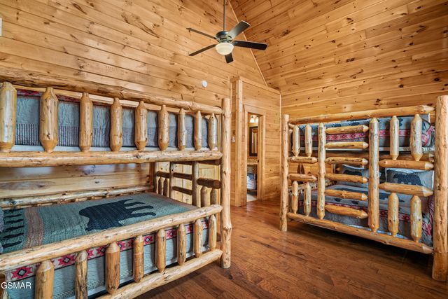 1964 Blackthorn Trail, Sevierville, TN 37876