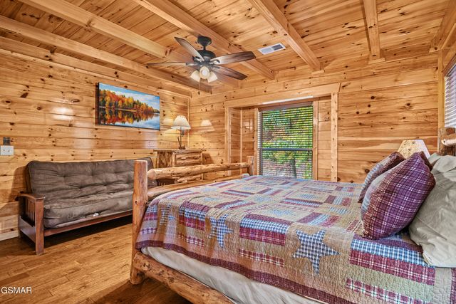 1964 Blackthorn Trail, Sevierville, TN 37876