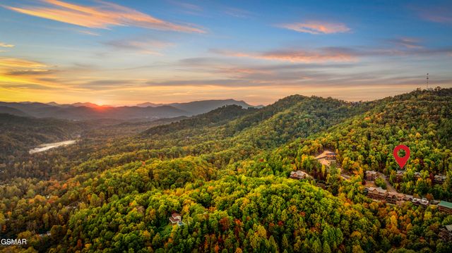 1964 Blackthorn Trail, Sevierville, TN 37876