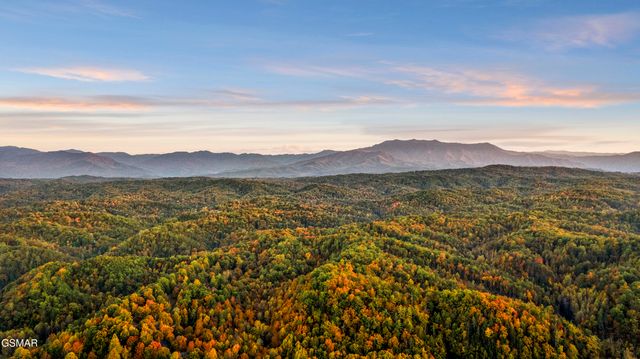 1964 Blackthorn Trail, Sevierville, TN 37876