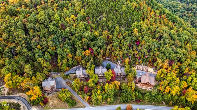 1964 Blackthorn Trail, Sevierville, TN 37876