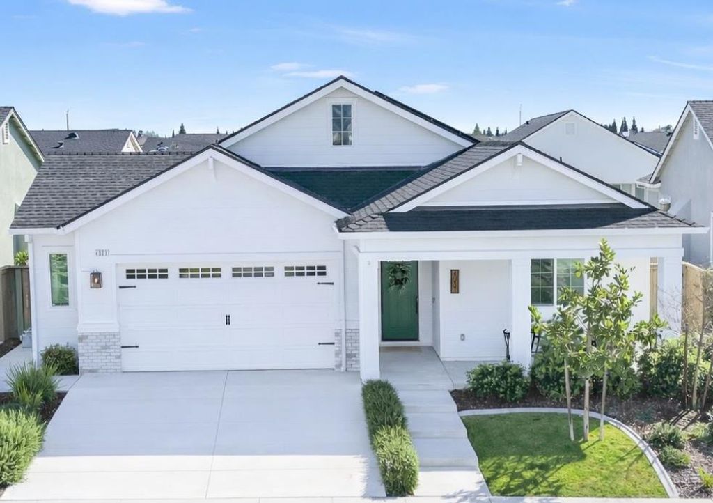 4033 Scotch Pine Dr, Roseville, CA 95747