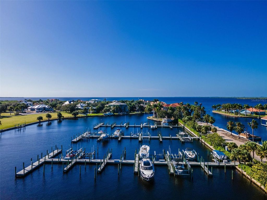 4661 GRASSY POINT BOULEVARD, Port Charlotte, FL 33952