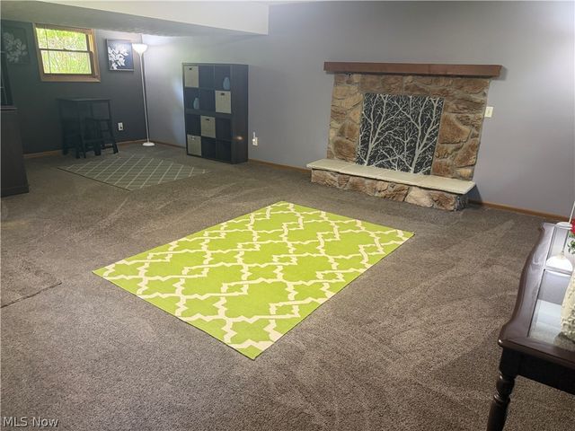 15025 Crestwood Drive, Middlefield, OH 44062