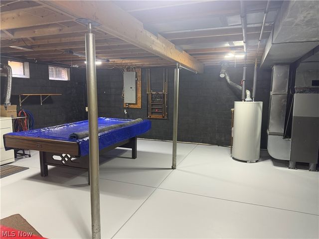 15025 Crestwood Drive, Middlefield, OH 44062