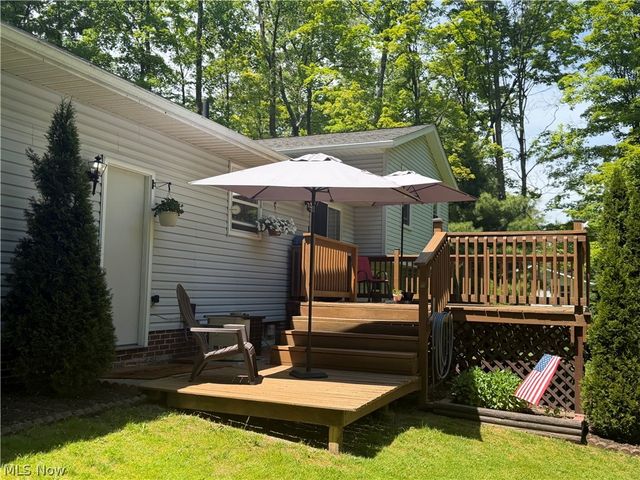 15025 Crestwood Drive, Middlefield, OH 44062