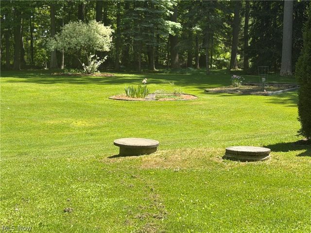 15025 Crestwood Drive, Middlefield, OH 44062