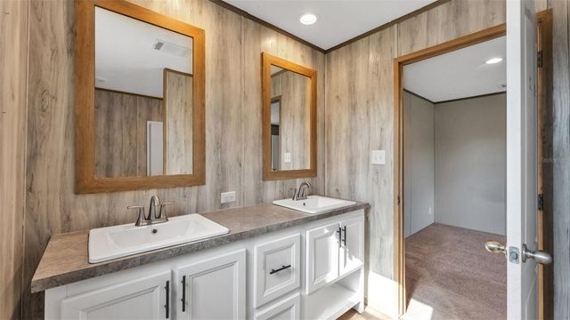 1815 CHRISTY LANE, Lakeland, FL 33801