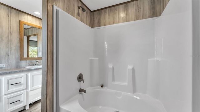 1815 CHRISTY LANE, Lakeland, FL 33801