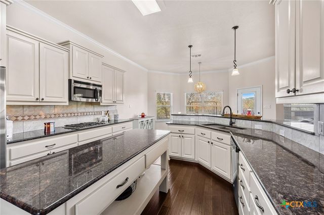 957 County Road 3350, Kempner, TX 76539