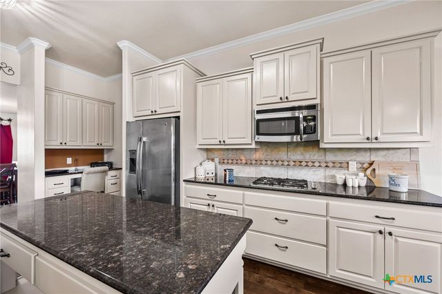 957 County Road 3350, Kempner, TX 76539