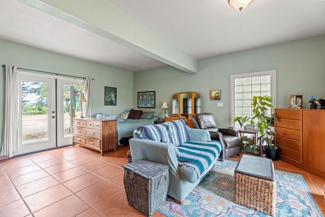 3760 King Ranch Rd, Ukiah, CA 95482