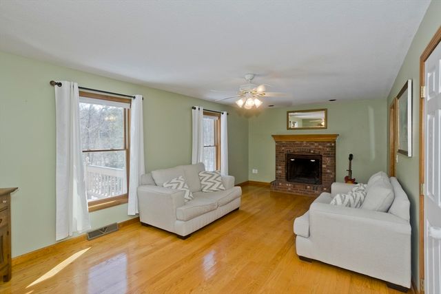 198 Hillside Rd, Southwick, MA 01077