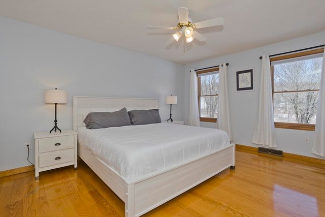 198 Hillside Rd, Southwick, MA 01077