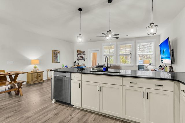 5112 Park Creek Avenue 5112, North Charleston, SC 29418