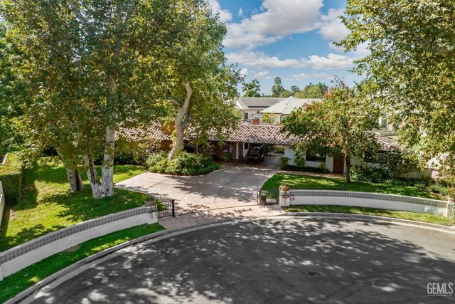 6702 Edmund Way, Bakersfield, CA 93309