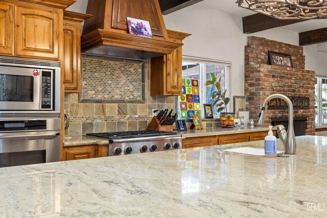 6702 Edmund Way, Bakersfield, CA 93309