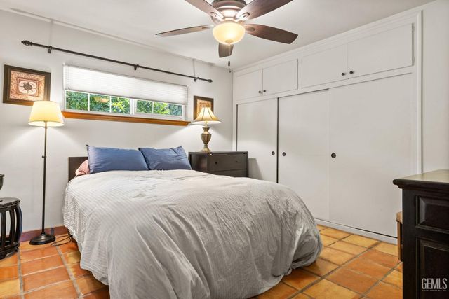 6702 Edmund Way, Bakersfield, CA 93309