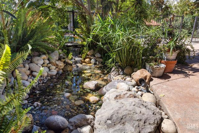 6702 Edmund Way, Bakersfield, CA 93309