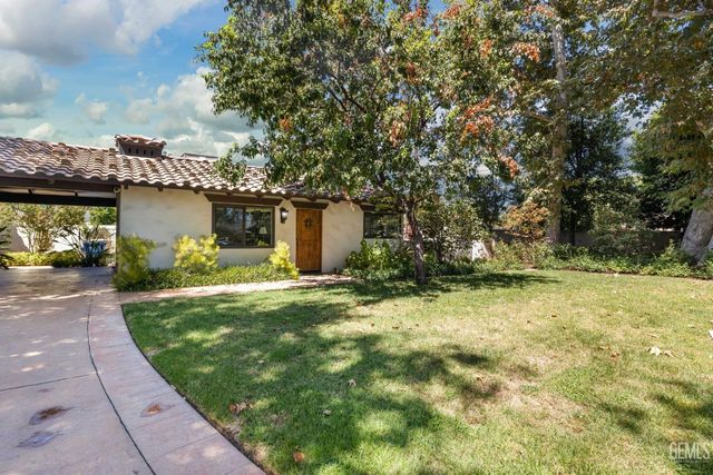 6702 Edmund Way, Bakersfield, CA 93309