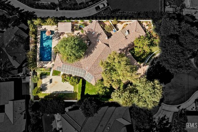 6702 Edmund Way, Bakersfield, CA 93309